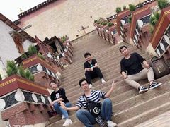 -噶丹松赞林寺