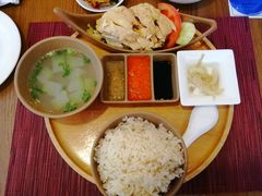 -昆明春城湖畔度假村
