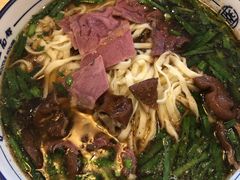 -镇南锅盖面馆(解放路店)