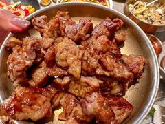 -草家酱蟹炭火烤肉店(珲春南路一店)