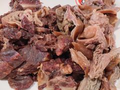 -闫家驴肉老店(华电一校店)