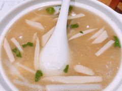 醋椒豆腐汤-木屋烧烤(西南角店)