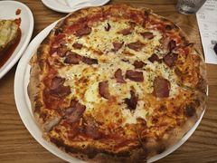 -城市大道红炉披萨烘焙坊