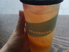 -星巴克(济南美莲广场店)