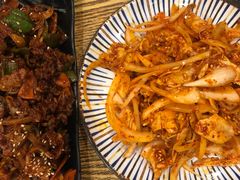 -吴草鸡爪오초닭발韩食堂(融恒盈嘉中心店)