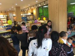 -爱佳宝母婴生活馆(新场旗舰店)