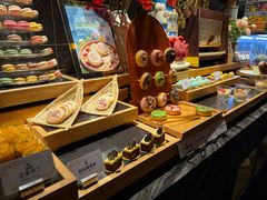 -雍容荟帝王蟹活龙虾展台自助(IFS黑金店)