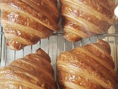 -VERIE BAKEHOUSE