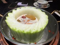 -得意咚瓜·顺德鱼生·冬瓜火锅(深圳首店)