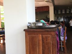 -Neary Khmer Restaurant