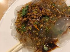 招牌手工大拉皮-关东小磨东北菜(上海长风大悦城店)