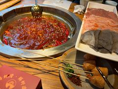 -城墙拐拐火锅(三峡广场黑金冠店)