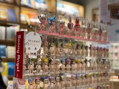 -猫的天空之城概念书店(杭州南宋御街店)