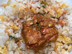 -拈签一笑黄牛肉辣卤串串