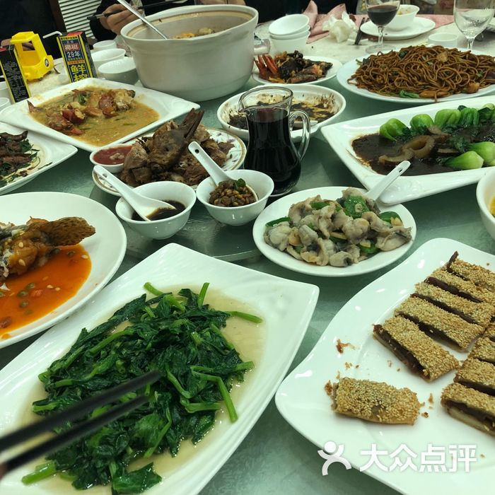 梅龙镇酒家