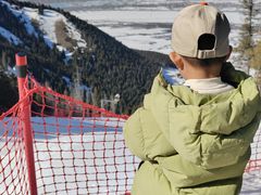 -丝绸之路山地度假区滑雪场