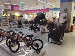 -孩子王童乐园(资阳万达店)