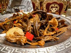 -套娃酒店-中餐厅
