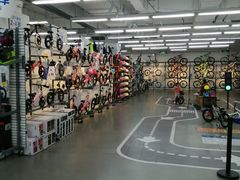 -迪卡侬(燕山店)