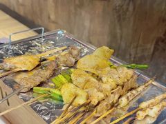 -云晓光头烧烤吧(川沙绿地店)