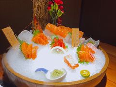 秒懂三文鱼-文三酒肆自助放题(新街口友谊广场店)