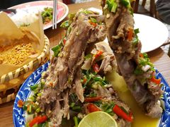 夜市网红火山排骨-曼谷食堂·泰国家庭料理(丹桂路店)