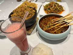 -峨嵋小镇·川菜(正定朗华店)