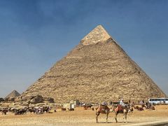 -吉萨金字塔群