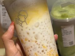 -喜茶(上海淮海中路渔阳里店)