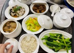 -爱帝宫月子中心(罗湖别墅院)