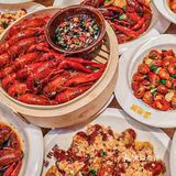 收(吃)到23年第一束(顿)女王花(小龙虾)!