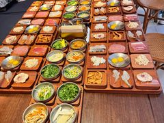 -银米·云南传统过桥米线(双廊黑金冠店)