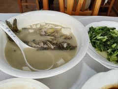 -小六农家乐(崇明西沙湿地店)