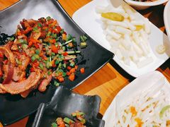 -隔壁老王·家常云南菜(花巷店)