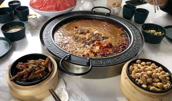 后仓火锅集合店(望蜀苑店)-"[薄荷]环境:环境还是很不错的,装修比.