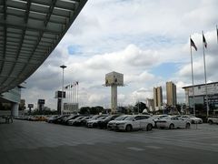 -罗浮宫国际家居总部大厦