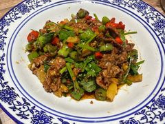 -三湘四水正宗湘菜(君峰路店)