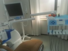 -牙博士口腔品牌连锁(杨浦店)