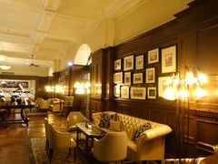 -LONG BAR 廊吧(外滩华尔道夫酒店)