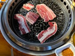 -江南本家韩国料理(太古仓中船汇店)