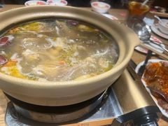 -邹开喜·炭炉鸡煲·海鲜火锅(虹口足球场店)