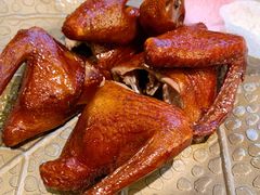 蝴蝶里招牌乳鸽-蝴蝶里·粤菜·点心(龙湖天街&滨江店)