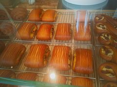 -VERIE BAKEHOUSE
