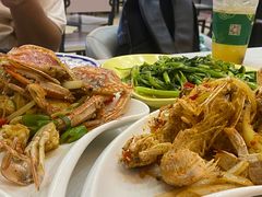 -覃记海鲜美食餐厅