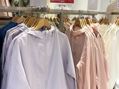 -优衣库(上海正大广场店)