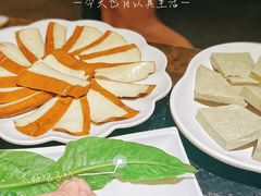 -仁虎老火锅(黄泥磅店)