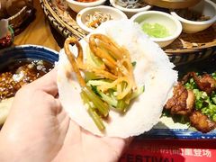 -包整·丝娃娃(一览甲秀楼风景店)