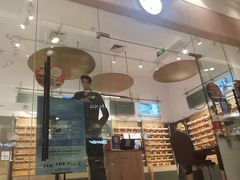 -MUJOSH木九十眼镜(月星环球港B1店)
