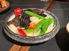 -阿里家·新疆烤肉酒場 by MIG
