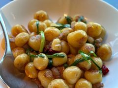 -新荣记(BFC外滩金融中心店)